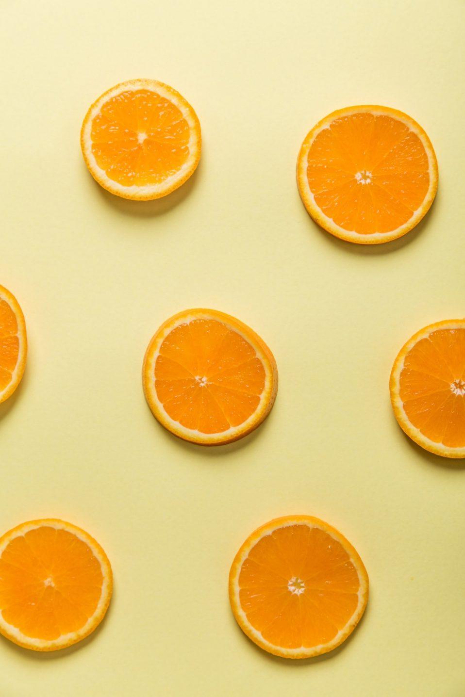 תפוזים - מפירות הההדר הבולטים ביותר, וגאווה כחול לבן. כך תדשנו אותם נכון על מנת למקסם כמות ואיכות.